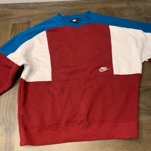 Nike Other - Nike color block crewneck medium